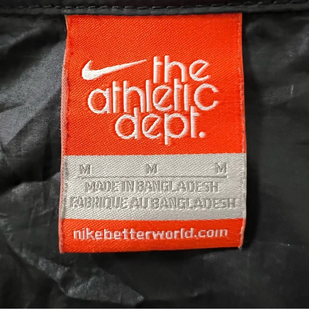 Nike Athletic Dept Black Zip Windbreaker Croc Print Embroidered Logo Size Medium